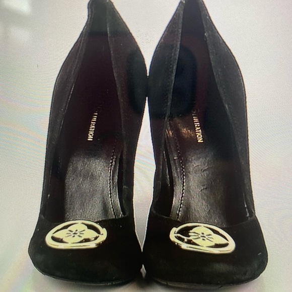 Great used condition BCBGeneration wedge - Picture 2 of 2